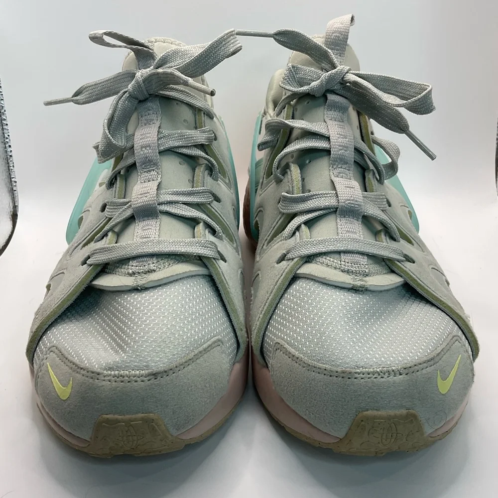 NIKE AIR HUARACHE CRAFT SHOE CASUAL LIGHT SILVER/OCEAN BLISS/PINK SZ 12